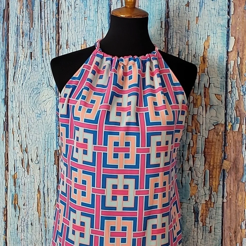 Crown and Ivy Halter Dress - Picture 4 of 13